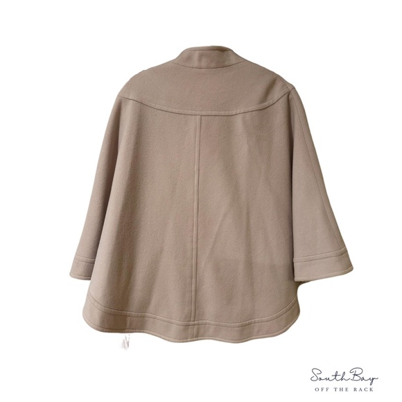 Charles Gray London Cape Jacket - Picture 2 of 5